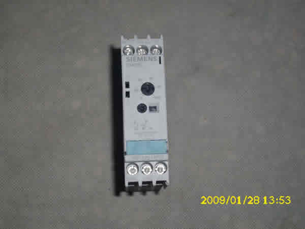 3RP1525-1AP30 TIME RELAY, ON-DELAY,