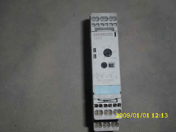 3RP1525-2BP30 MULTIFUNCTION TIME RELAY