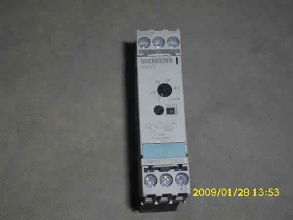 3RP1527-1EM30 TIME RELAY, ON-DELAY,