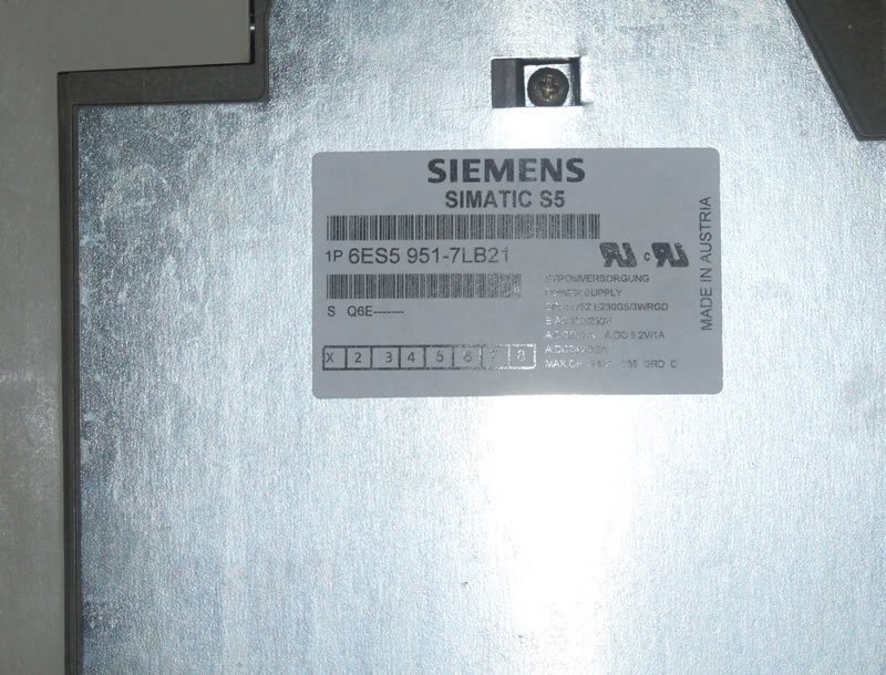 6ES5951-7LB21 PS951 F. S5-115U/H, AC 230/120V, 3A