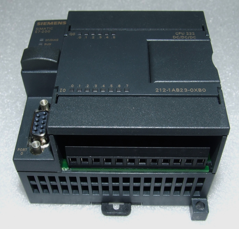 6ES7212-1AB23-0XB0 CPU 222, DC PS, 8DI DC/6DO DC